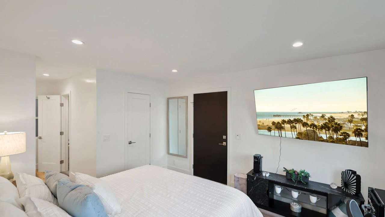 Photo of Bedroom in Corona del Mar
