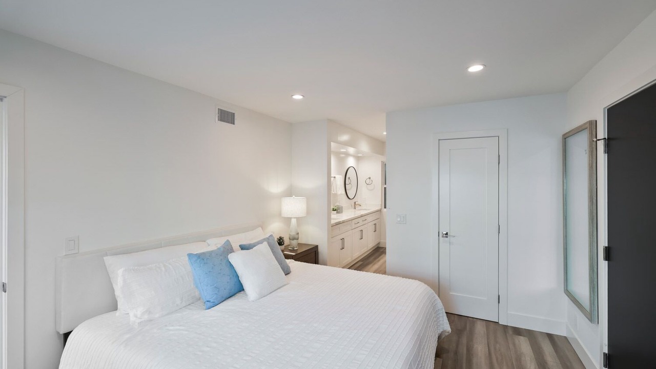 Photo of Bedroom in Corona del Mar