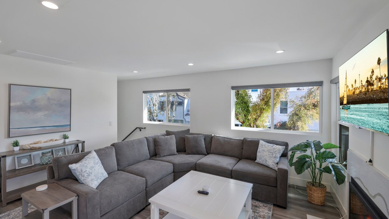 Photo of Livingroom in Corona del Mar