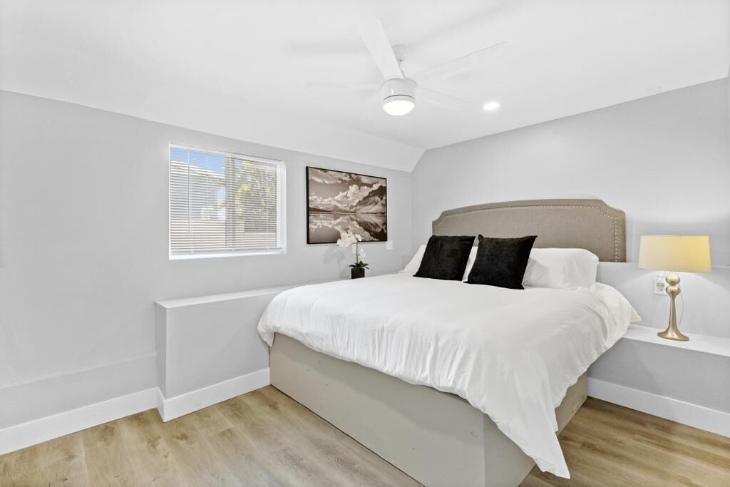Photo of Bedroom in Vista