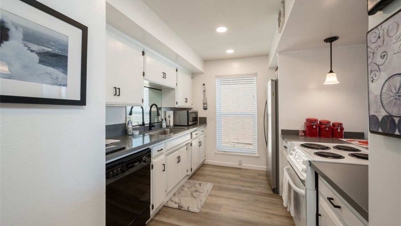 Photo of Kitchen in Cayucos