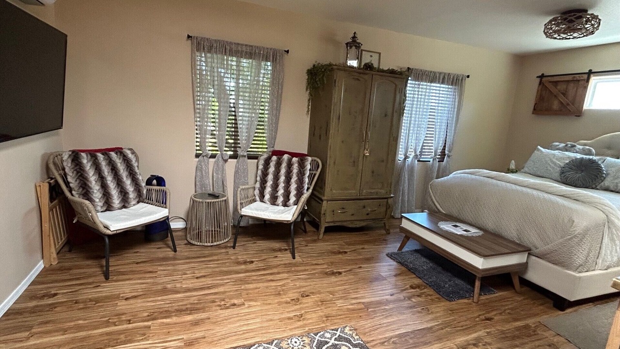 Photo of Bedroom in Dewey-Humboldt