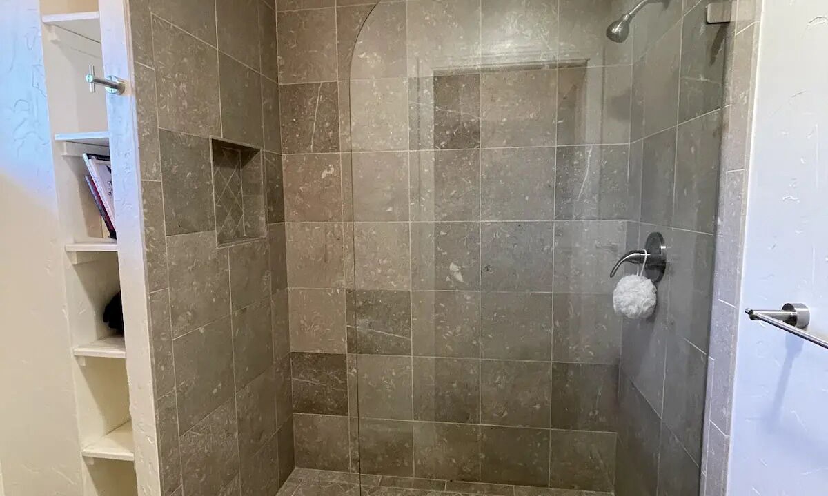 Photo of Bathroom in Emerald Hills