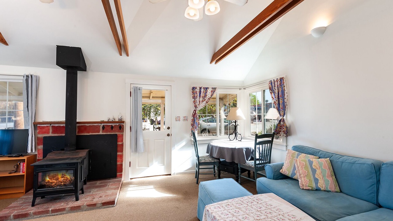 Photo of Livingroom in Baywood-Los Osos