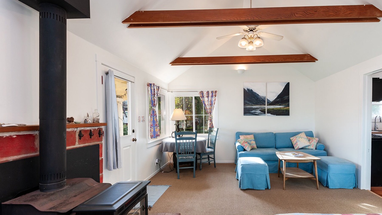 Photo of Livingroom in Baywood-Los Osos