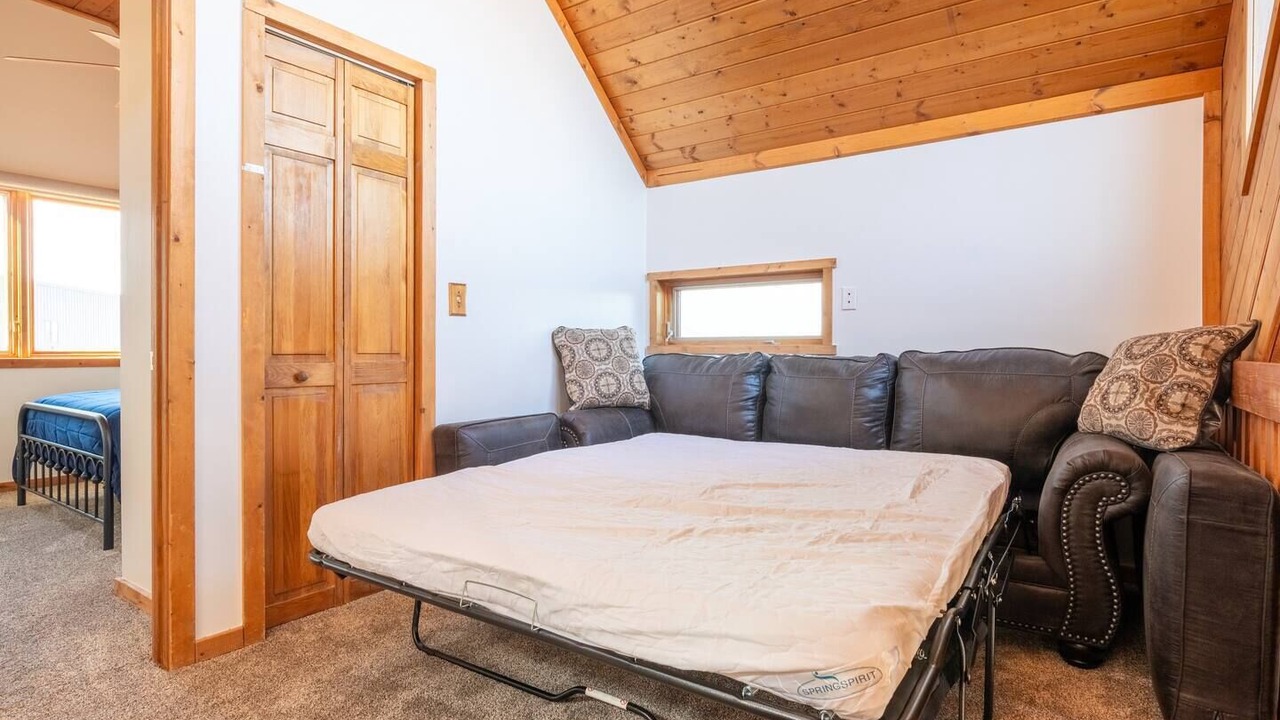 Photo of Bedroom in Dammeron Valley