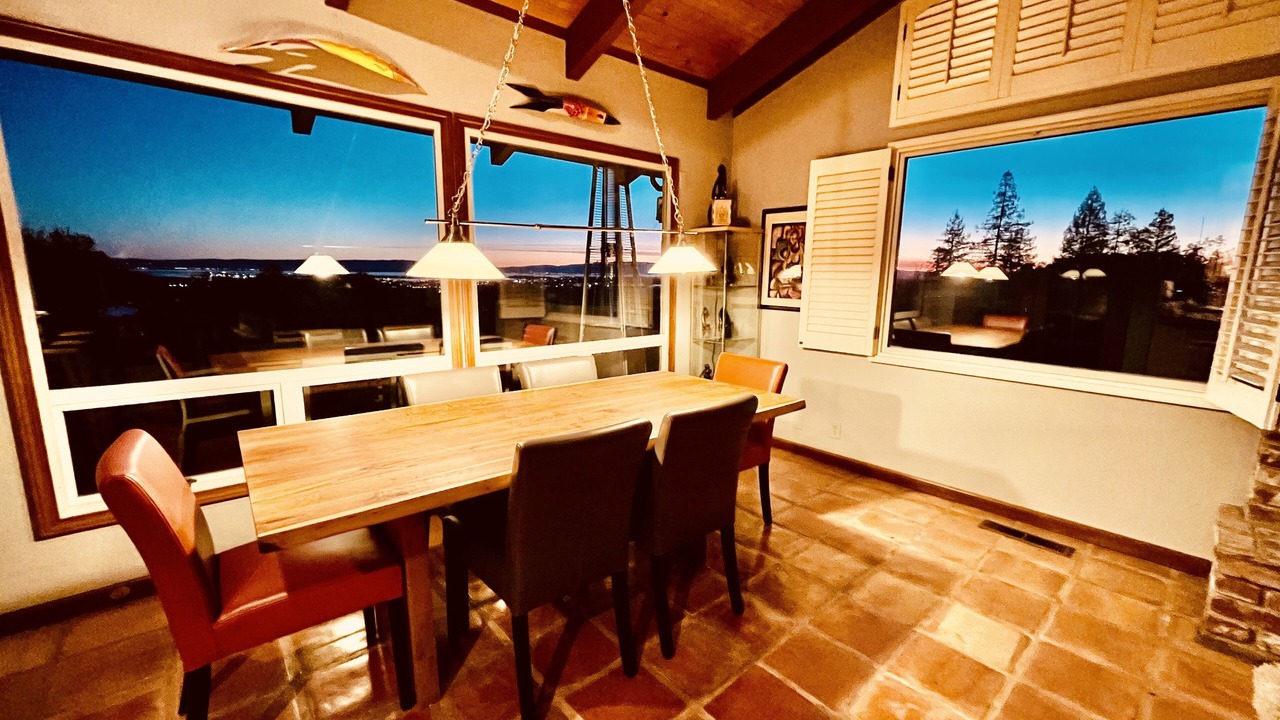 Photo of Bedroom in Emerald Hills