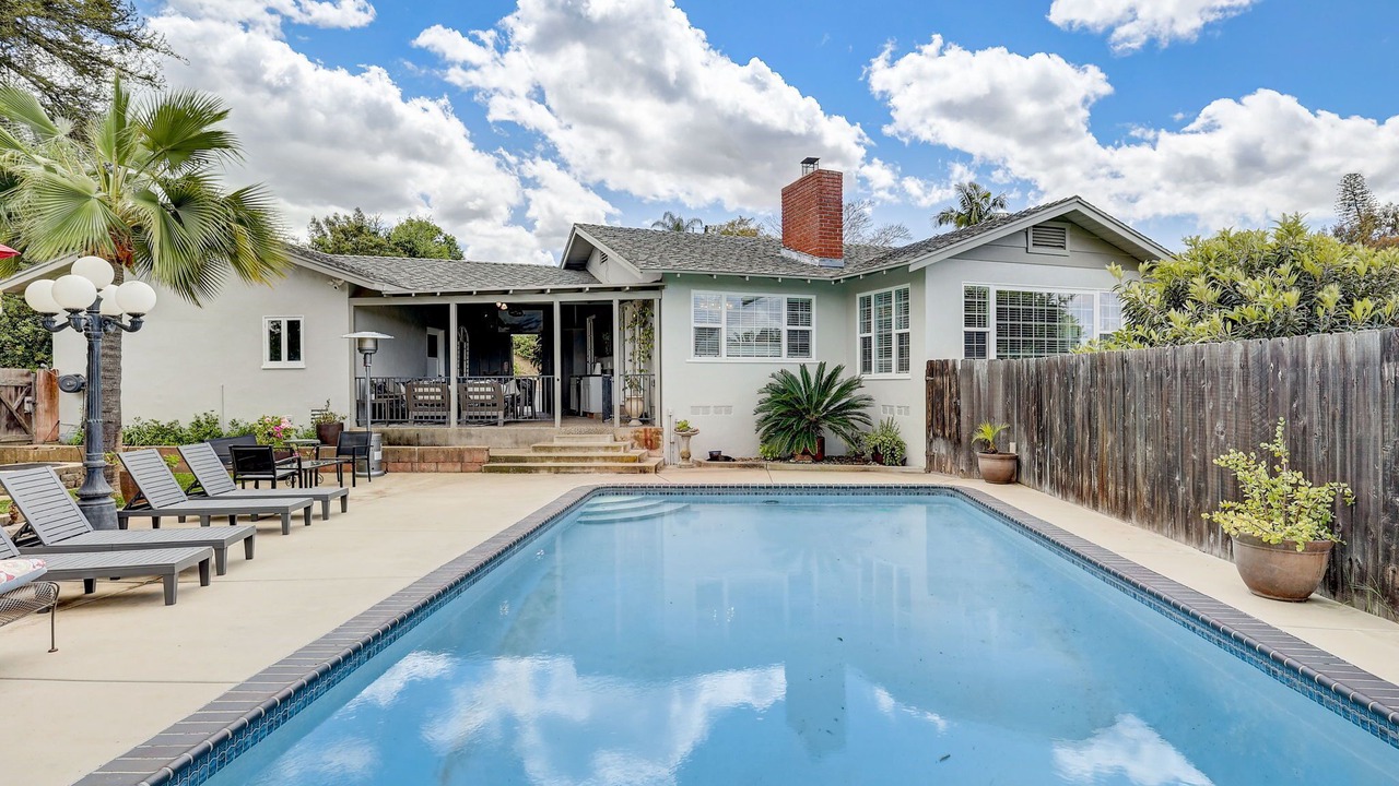 Photo of Outdoor in Spring Valley