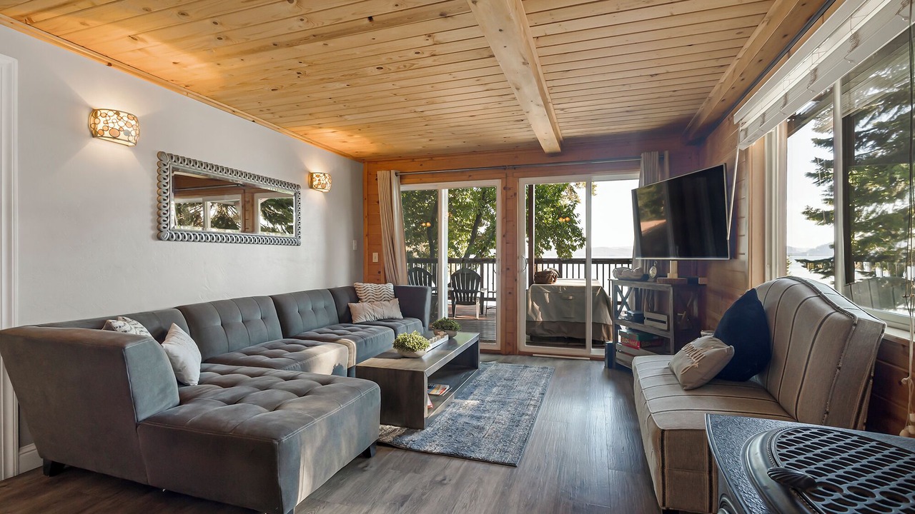 Photo of Bedroom in Peninsula Village