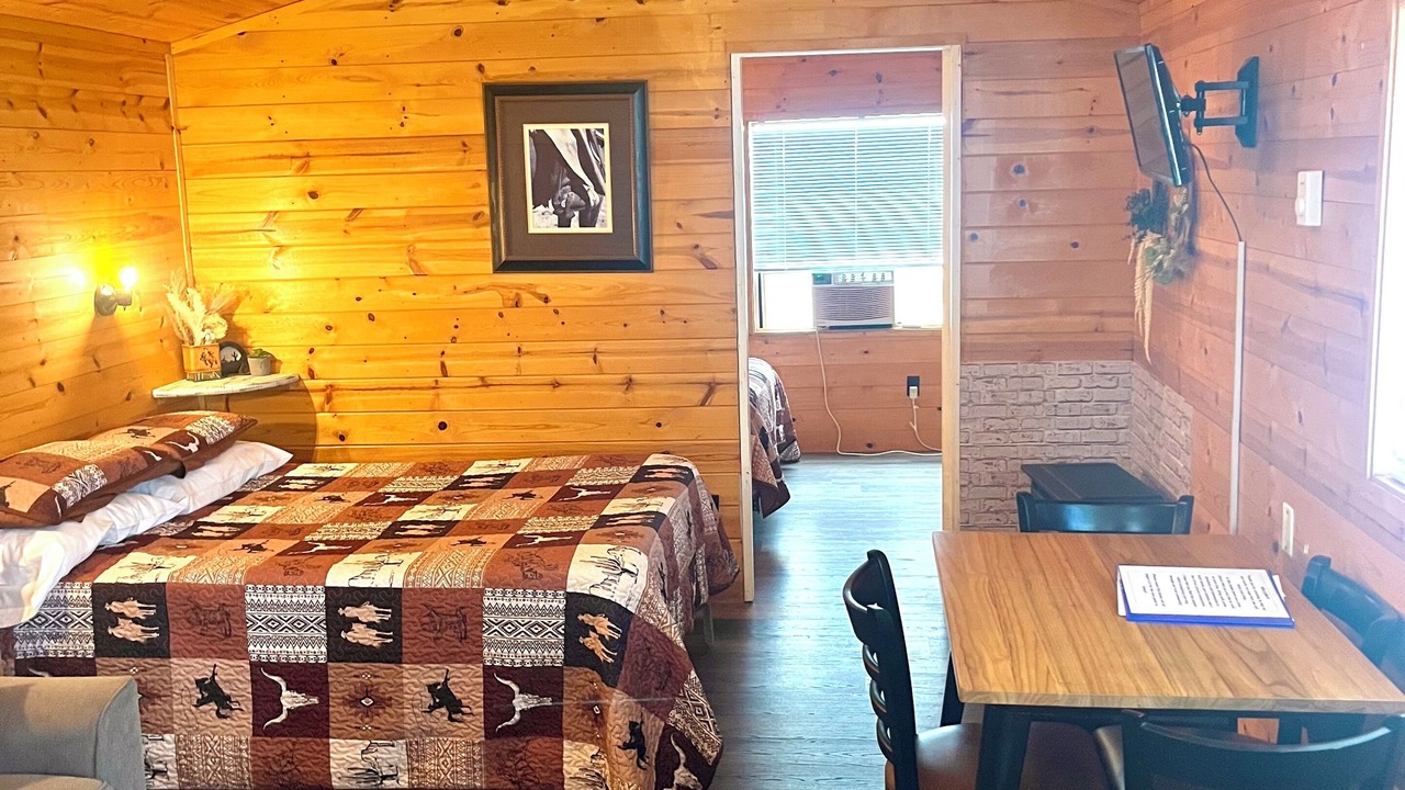 Photo of Bedroom in Chiloquin