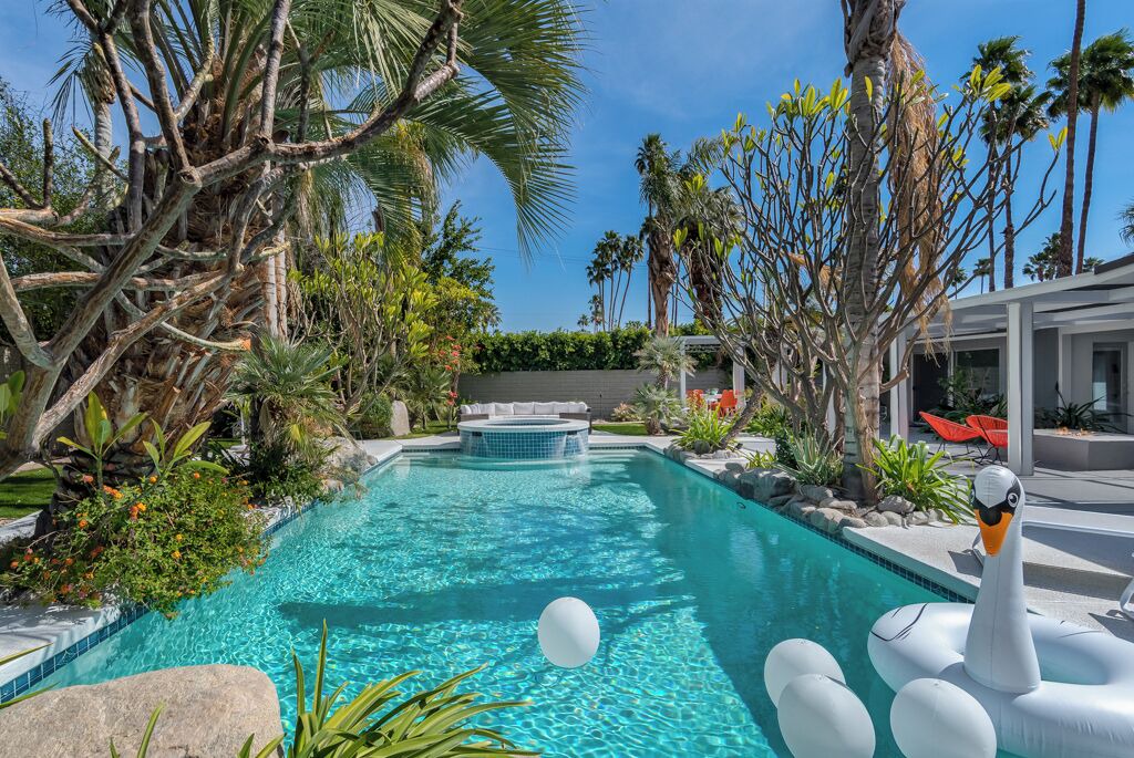 Photo of Outdoor in Tahquitz River Estates