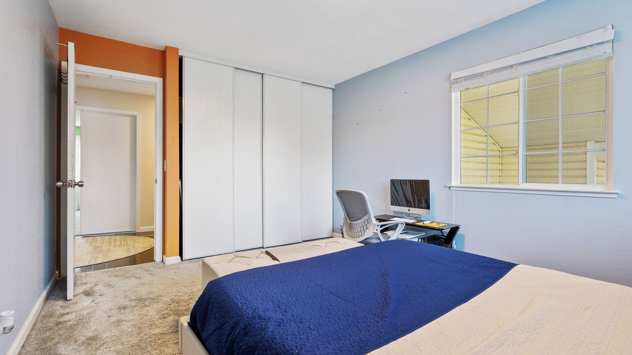 Photo of Bedroom in Hercules