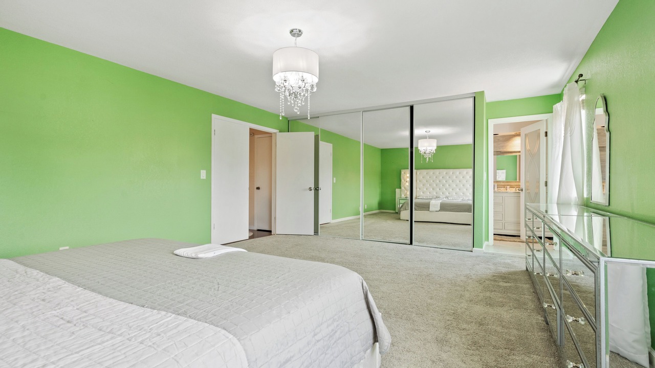 Photo of Bedroom in Hercules