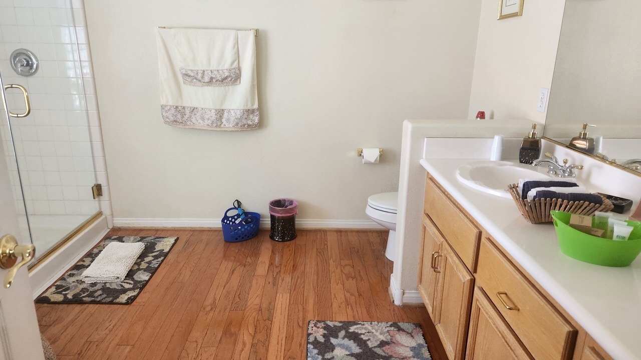 Photo of Bathroom in Enterprise
