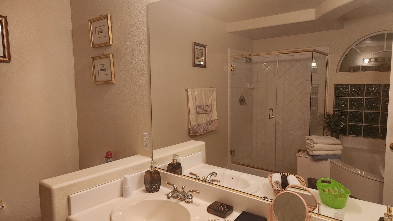 Photo of Bathroom in Enterprise