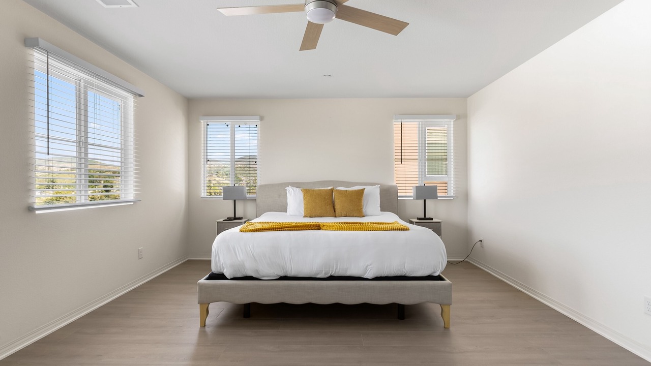 Photo of Bedroom in Allied Gardens