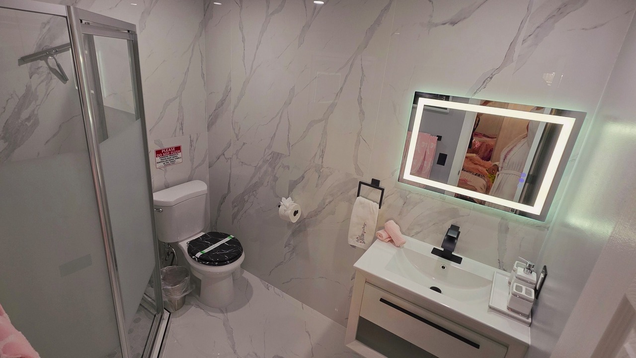 Photo of Bathroom in Enterprise