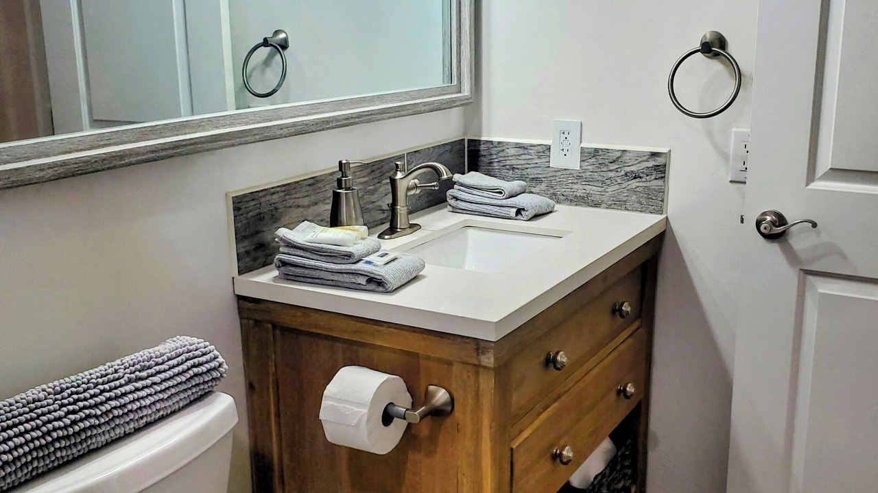 Photo of Bathroom in East Side Capistrano