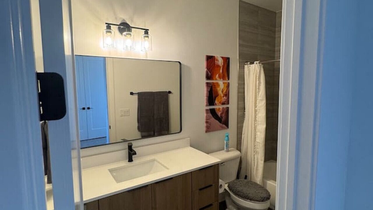 Photo of Bathroom in Page