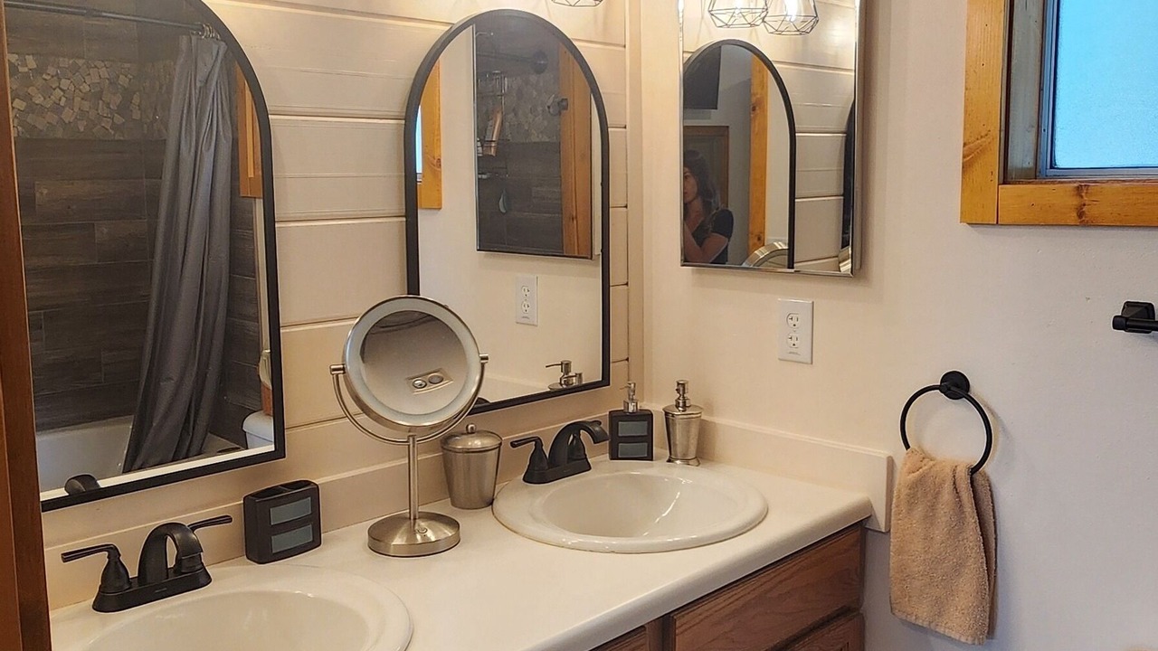 Photo of Bathroom in Twain Harte