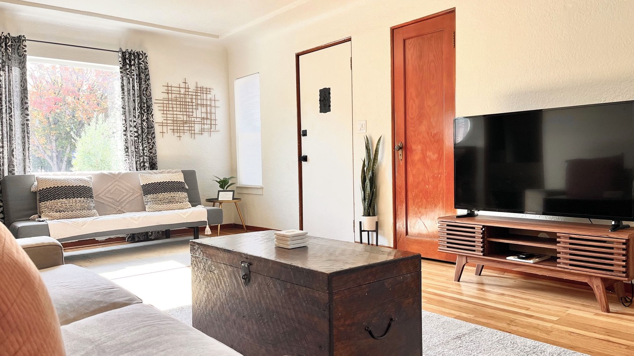Photo of Bedroom in Downtown