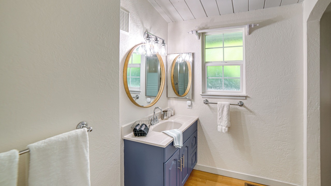 Photo of Bathroom in Lakeport