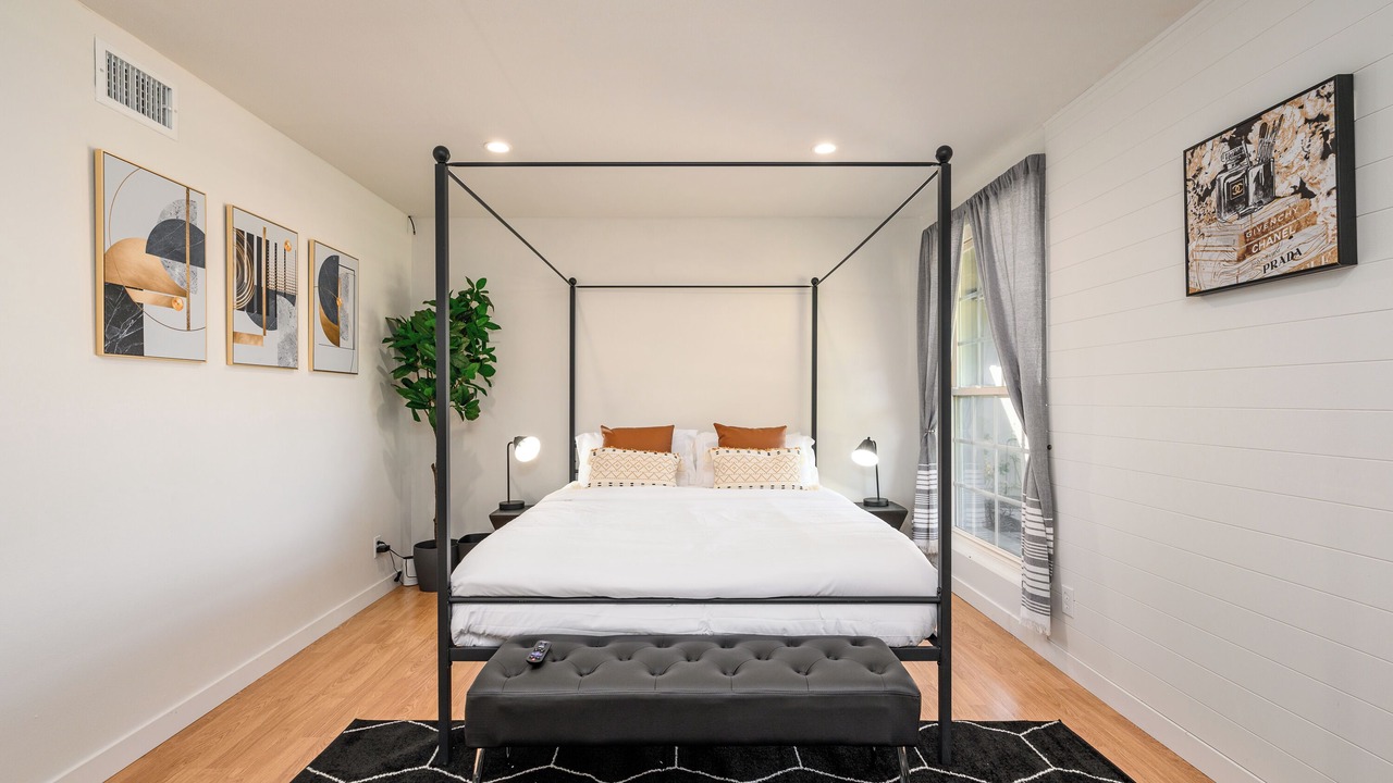 Photo of Bedroom in Fullerton