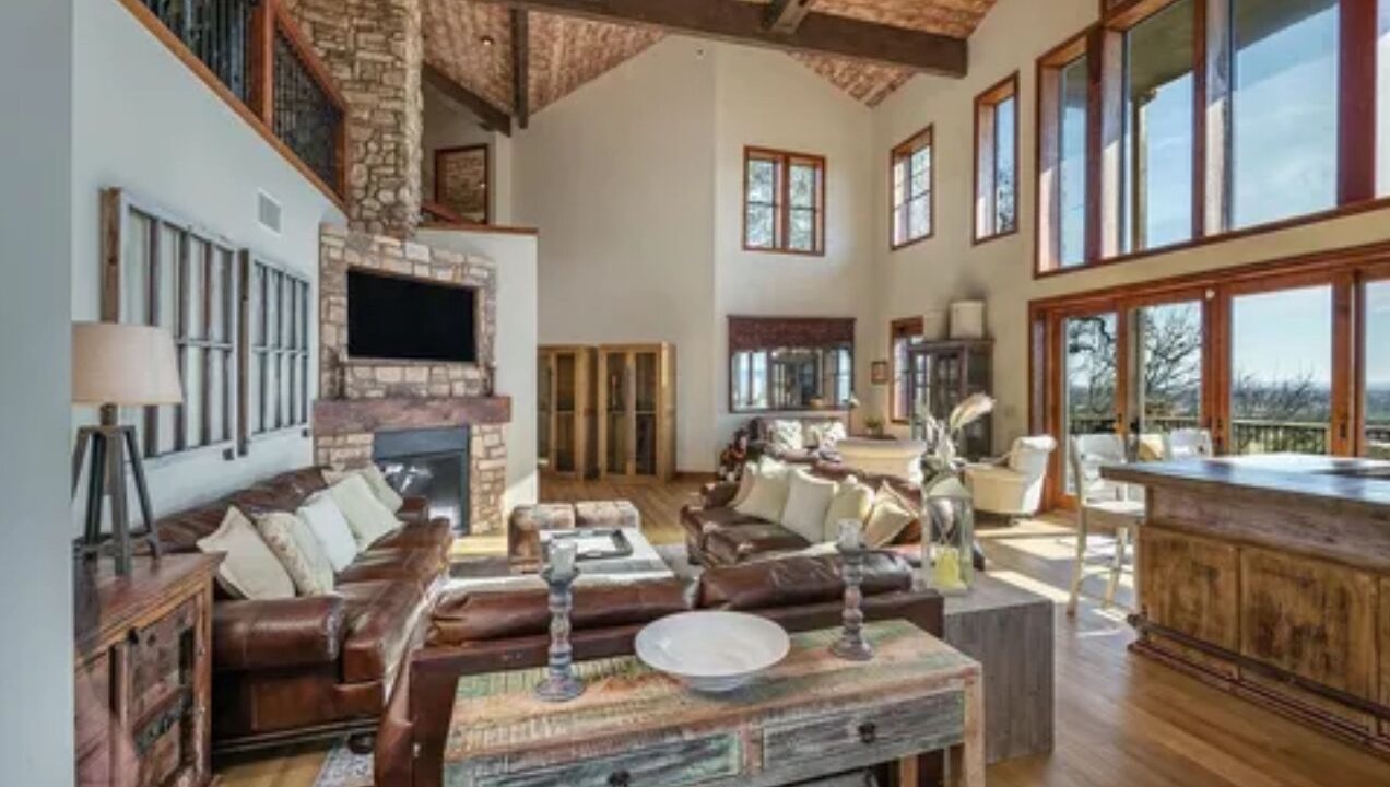 Photo of Livingroom in Santa Rosa