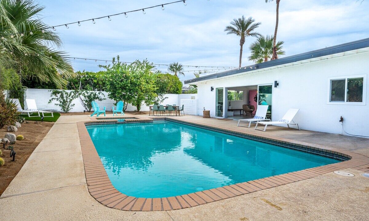 Photo of Outdoor in Sunrise Vista Chino