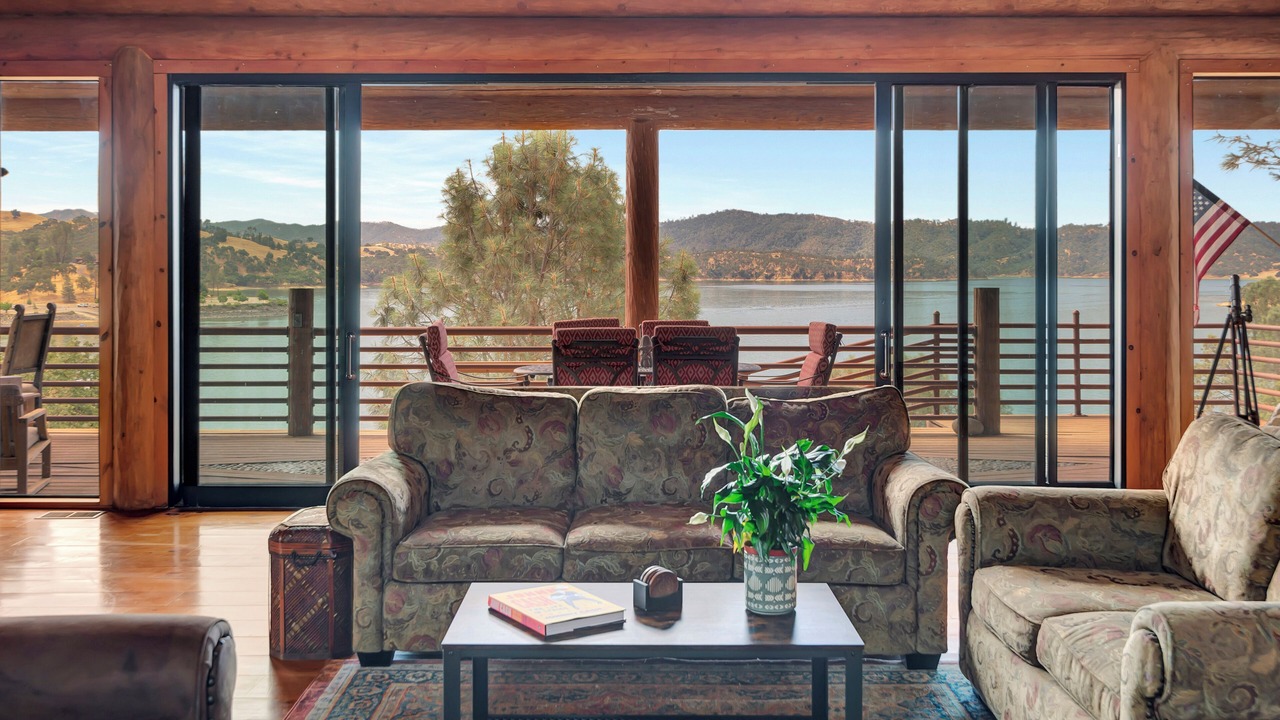 Photo of Livingroom in Bradley