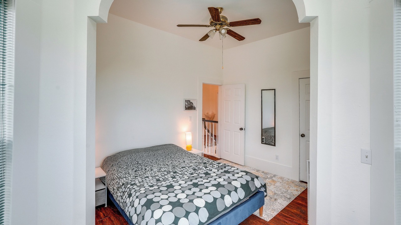 Photo of Bedroom in Modesto