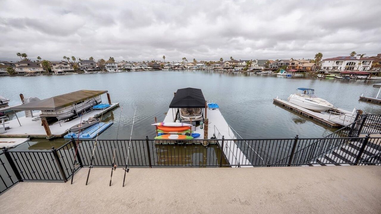 Photo of Others in Discovery Bay