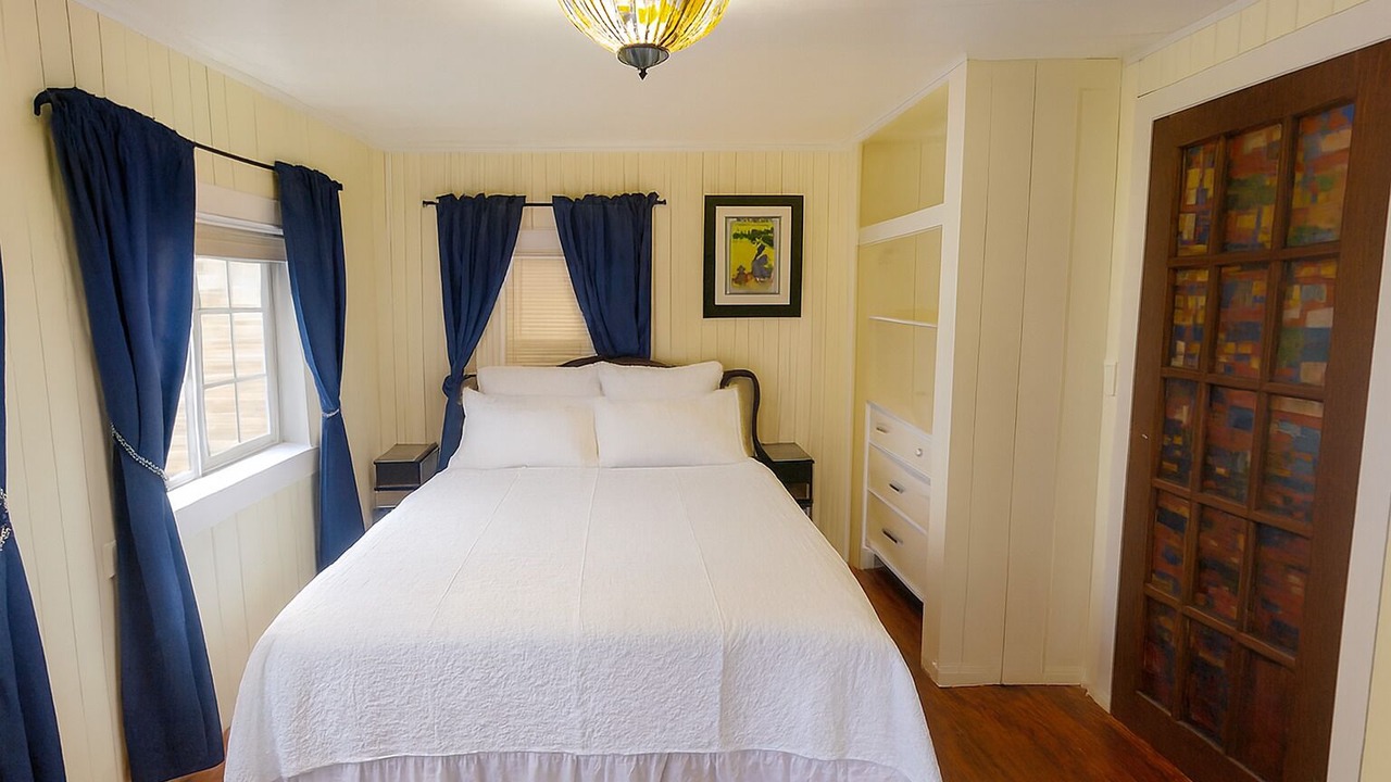 Photo of Bedroom in Westlake