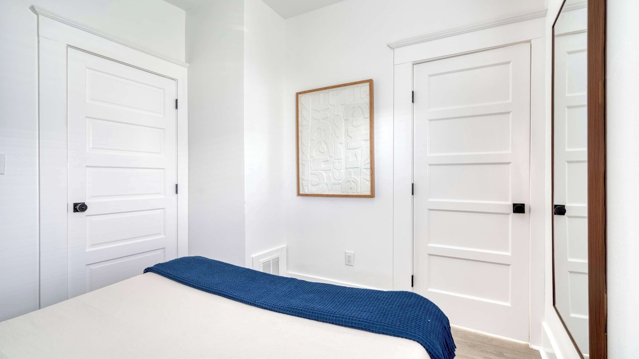 Photo of Bedroom in King