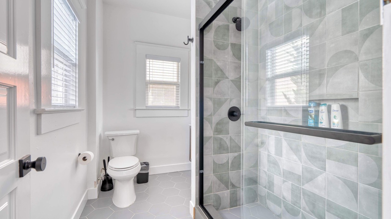 Photo of Bathroom in King