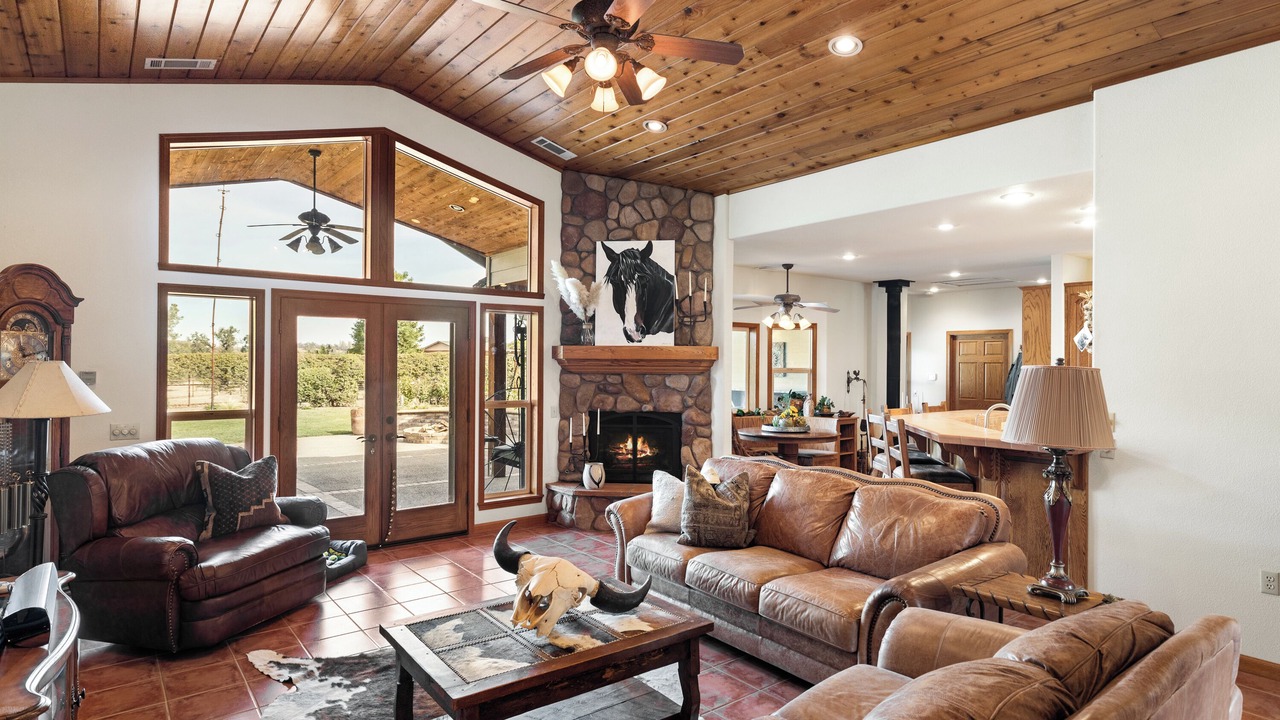 Photo of Livingroom in Cottonwood