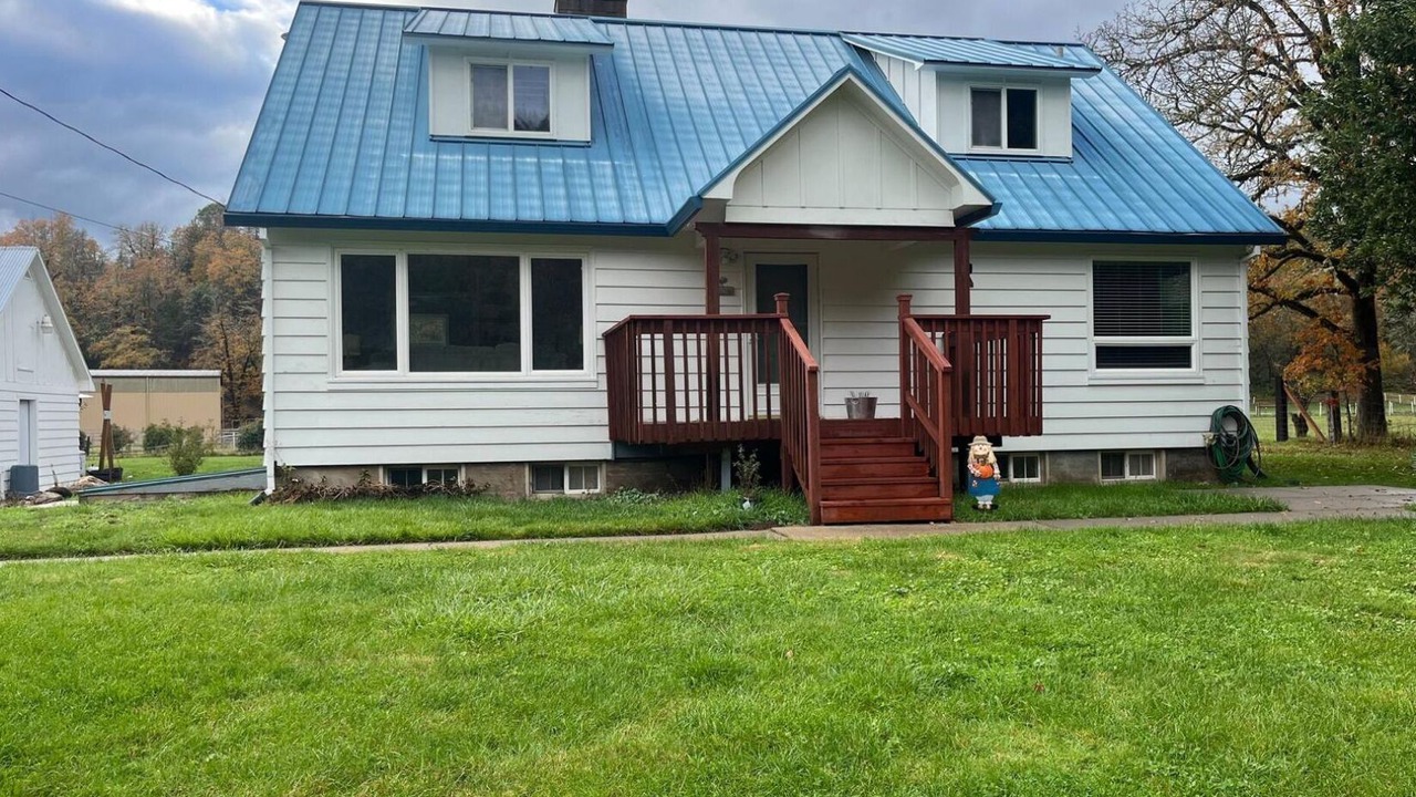 Photo of Outdoor in Trail