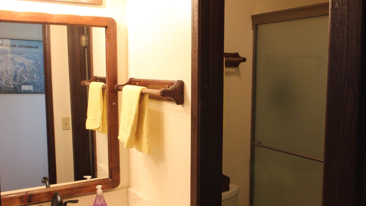 Photo of Bathroom in Mammoth Lakes