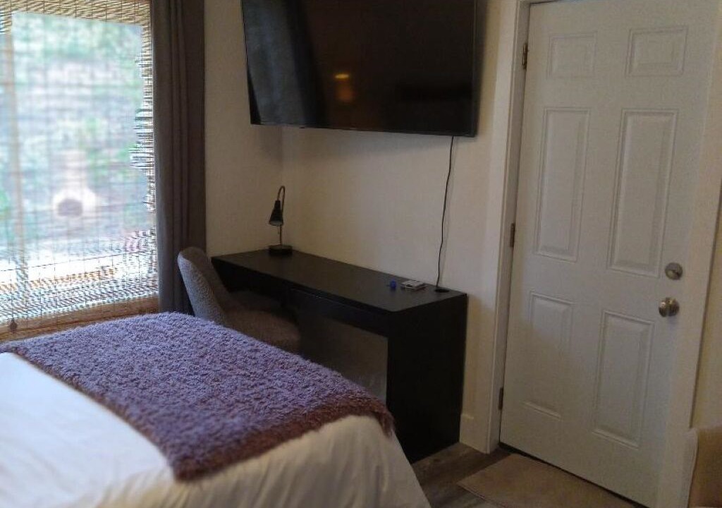 Photo of Bedroom in Guajome