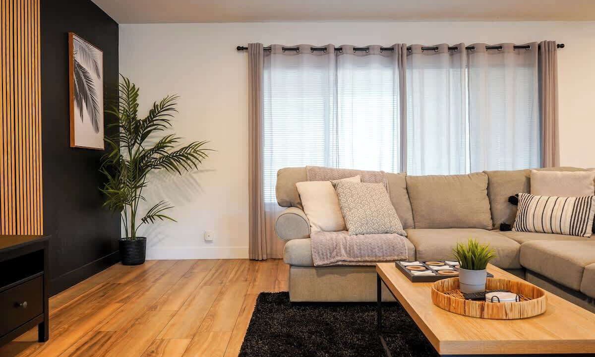 Photo of Livingroom in Optimist Park SW