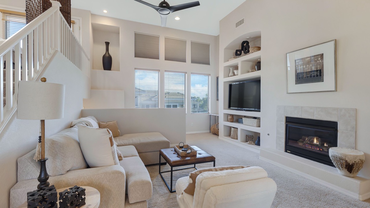 Photo of Livingroom in Kierland