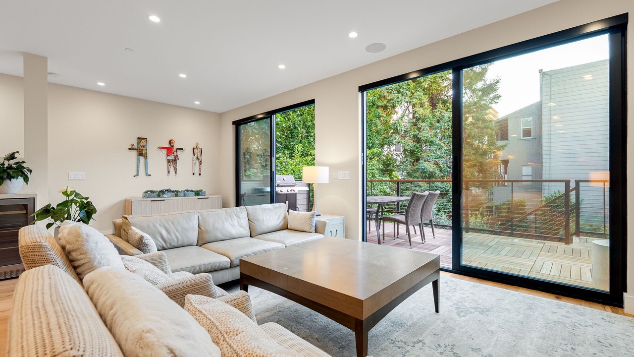 Photo of Livingroom in Pacific Heights