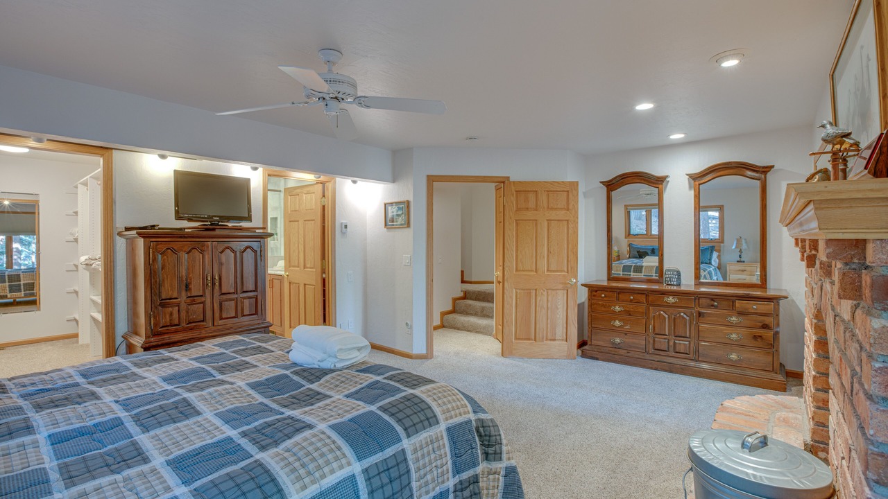 Photo of Bedroom in Tahoe Village