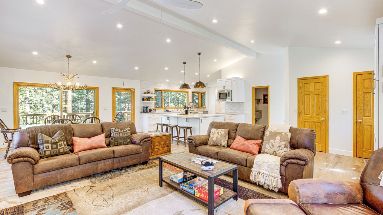 Photo of Livingroom in Tahoe Village