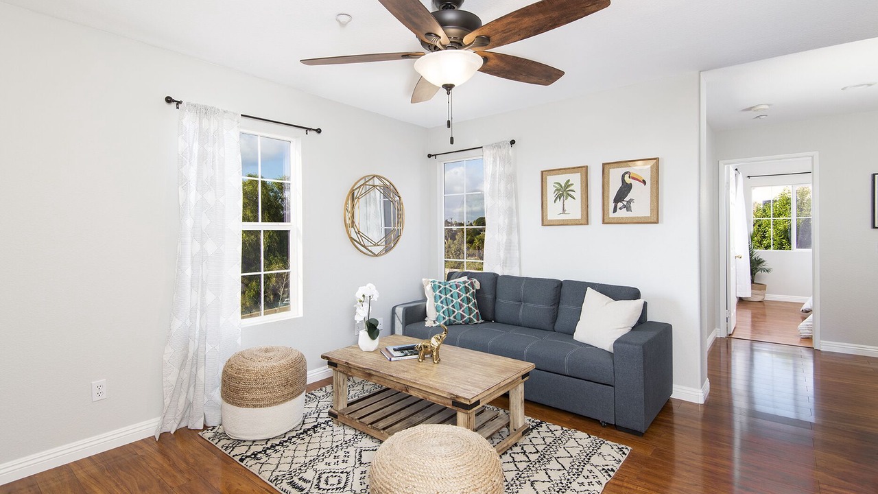 Photo of Livingroom in Vista