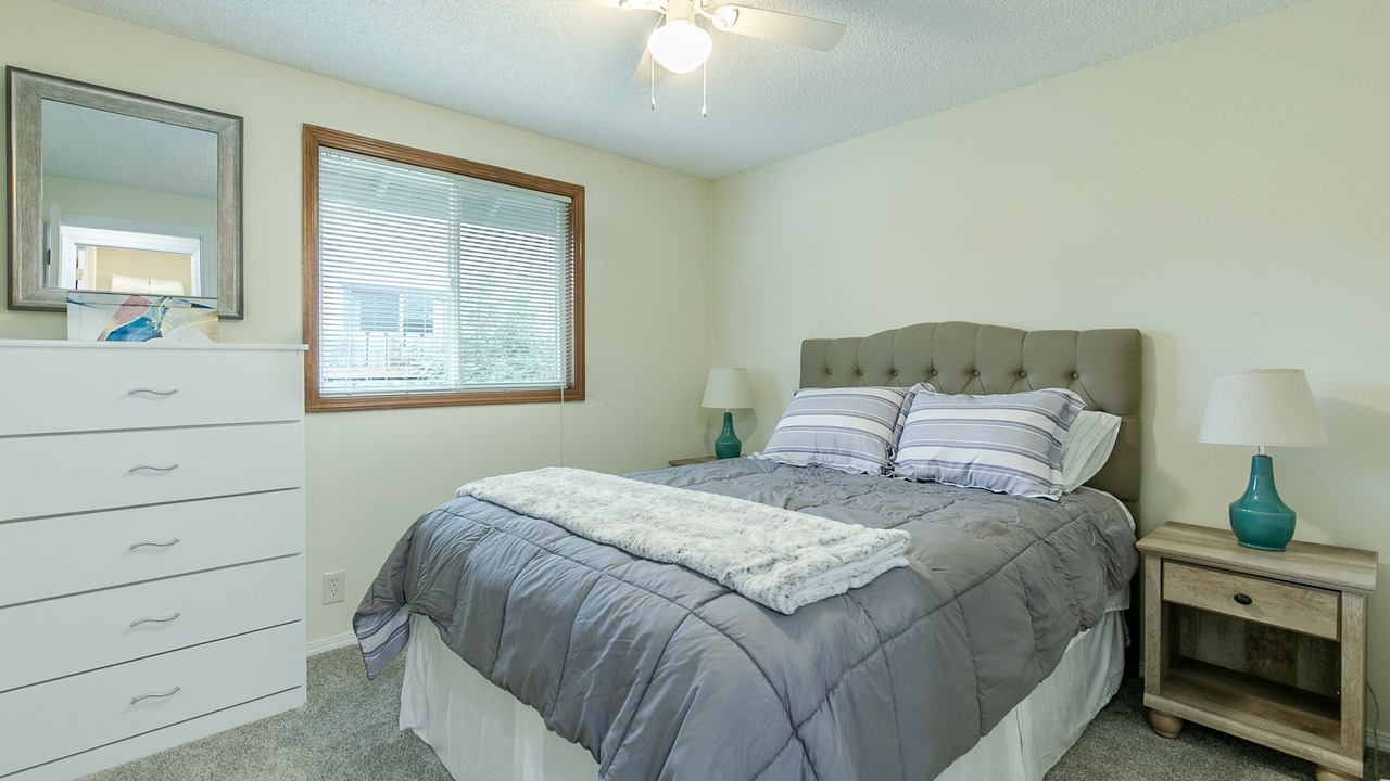 Photo of Bedroom in Central Oregon
