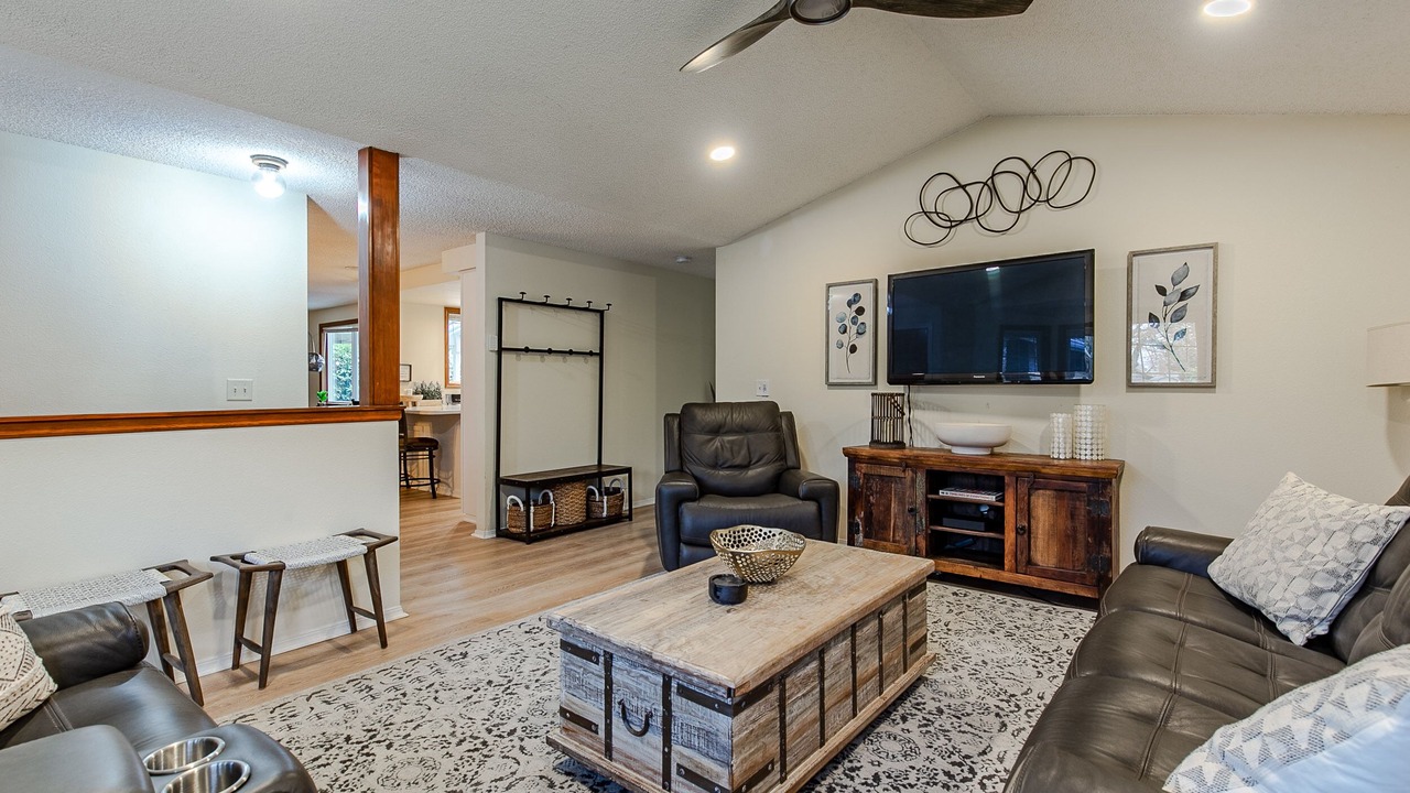 Photo of Livingroom in Central Oregon