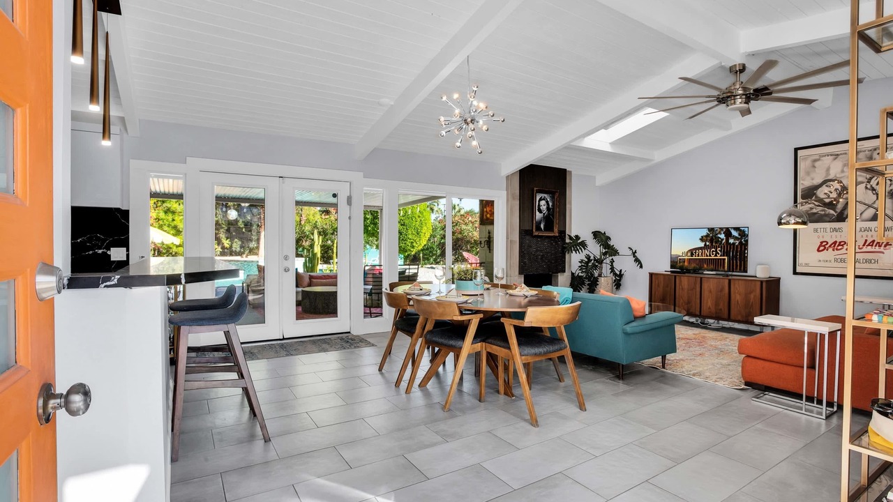 Photo of Livingroom in Sunmor