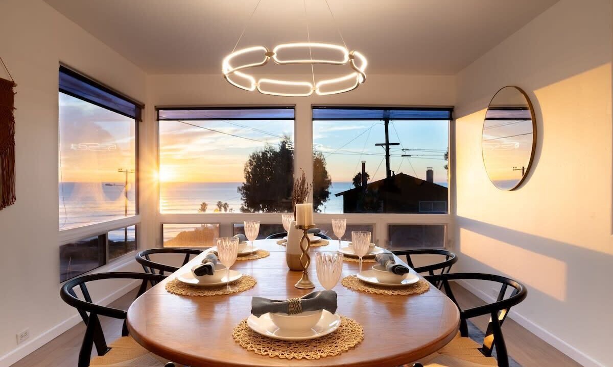 Photo of Bedroom in Sunset Cliffs