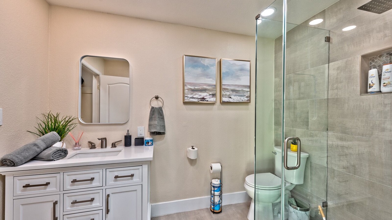 Photo of Bathroom in Blue Diamond Ranch